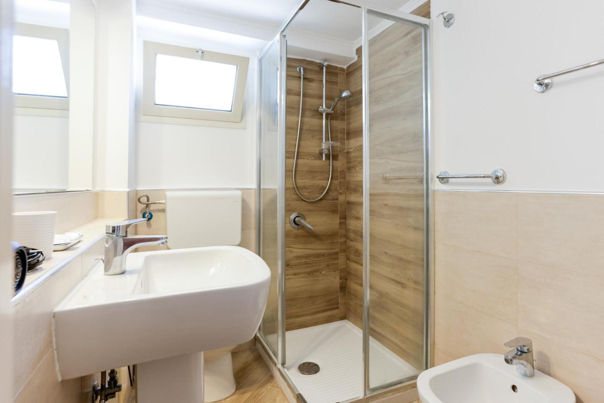 Galiani 20 Apartment Napoli Ngoại thất bức ảnh