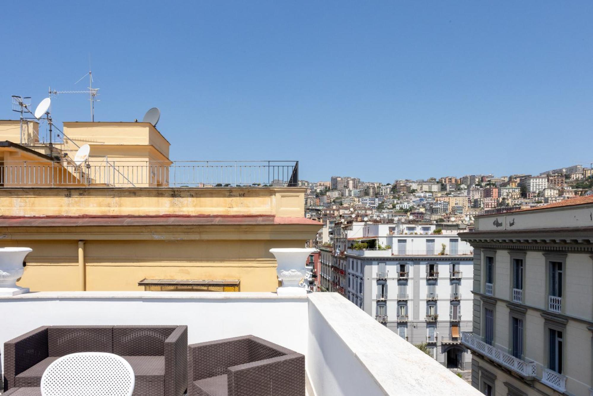 Galiani 20 Apartment Napoli Ngoại thất bức ảnh